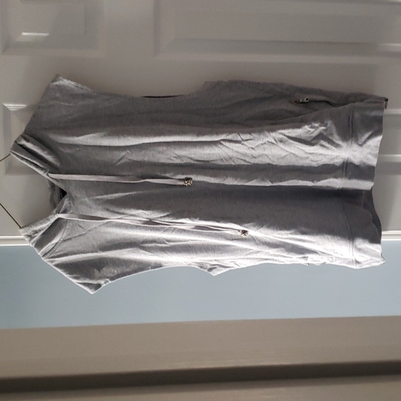 Grey hooded tank top - Picture 1 of 1